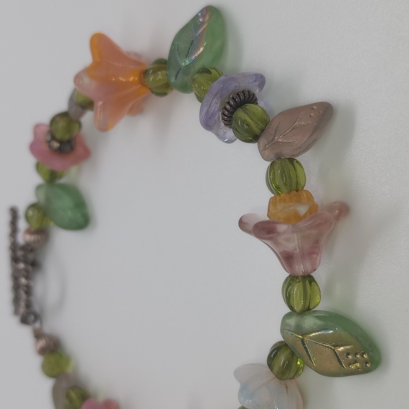 Vintage Lampwork Glass Beaded Bracelet Trumpet Flower & Leaves Metal Toggle - Picture 5 of 8